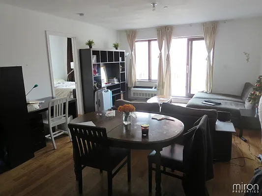 Rented by Miron Properties | media 11