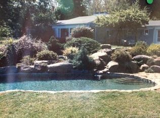 5 Steeples Rd, Washington Depot, CT 06794