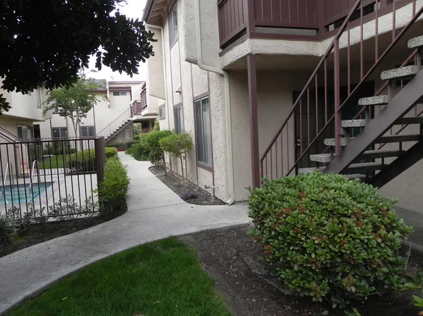 Chapman Villas Apartments