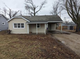 3043 Leonard St NE, Cedar Rapids, IA 52402