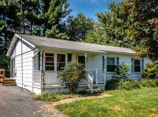 10 Shen Valley Dr, Weyers Cave, VA 24486