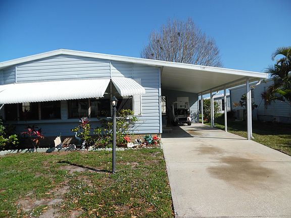 4th image of 911 Periwinkle Cir