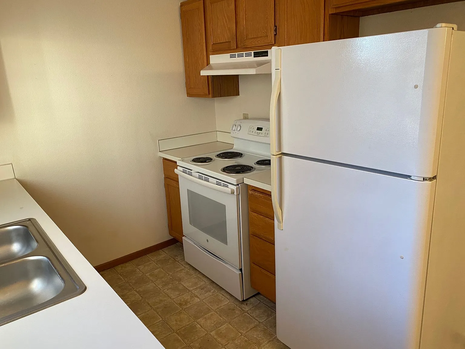 1001 Crestview Lane #D — Photo 4