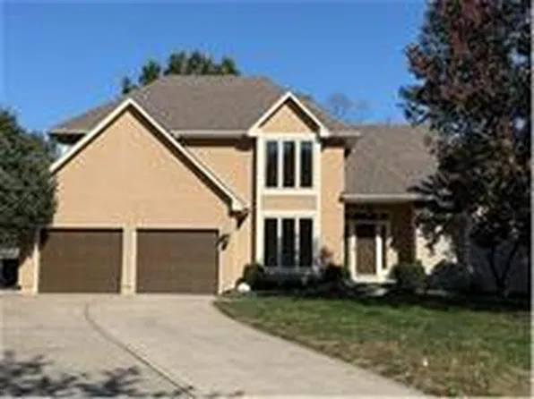 708 NE Jamestown Ct, Blue Springs, MO 64014