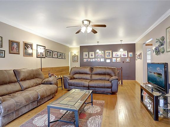 4th image of 125 Wilderness Ln