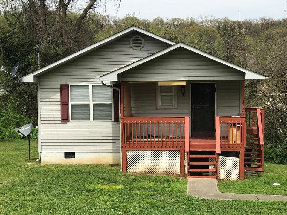 1st image of 3127 Joyce Ave