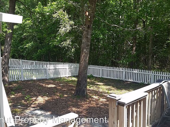 3rd image of 1006 Cherrywood Ct