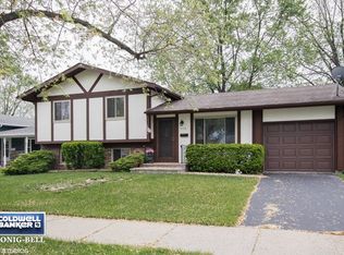 5173 Newport Dr, Oak Forest, IL 60452