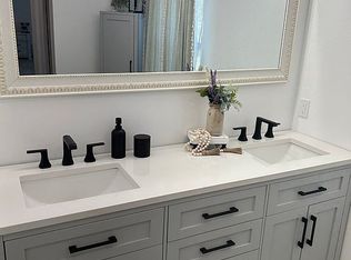 3225 Osage Bend Rd, Jefferson City, MO 65101