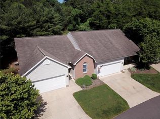 1509 Waters Edge Dr, Akron, OH 44313