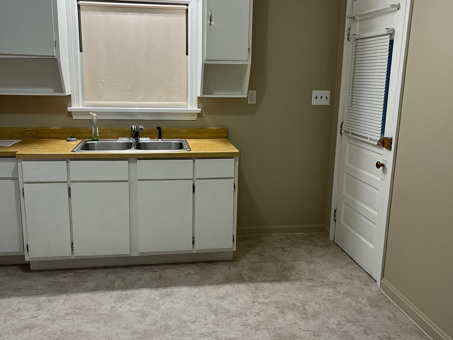 6914 Grant Ave — Photo 2