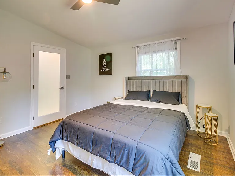 3218 Highland Dr SE — Photo 7