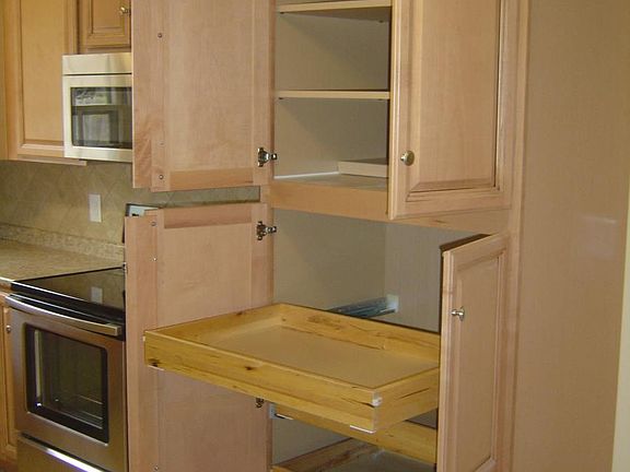 Pull Out Pantry Storage