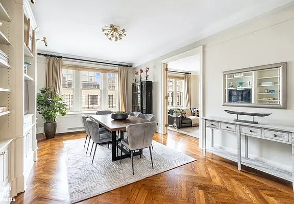 2nd image of 40 E 83rd St #11W
