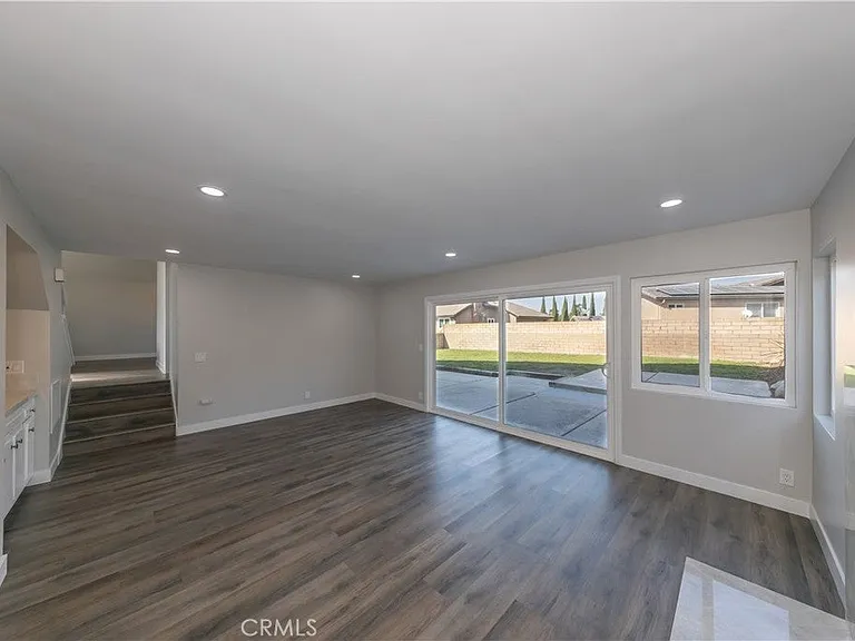 980 S Loyola Dr — Photo 19