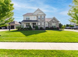 5717 Ludington Dr, Lewis Center, OH 43035