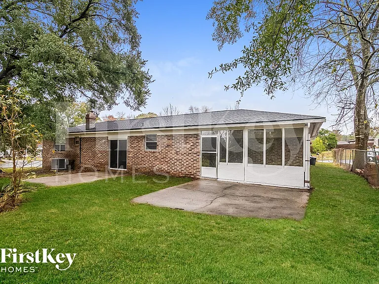 1572 Sonoma Ct — Photo 15