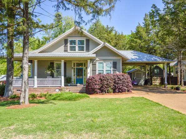 101 Indian Ridge Dr E, Starkville, MS 39759