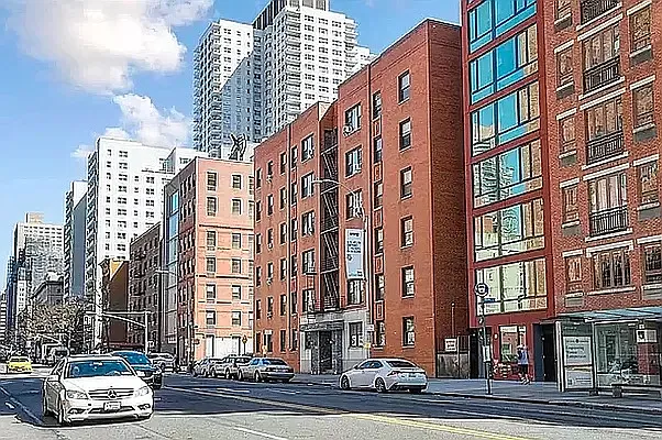 Rented by Platinum Properties | media 23