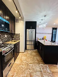 2807 Kings Highway #4C