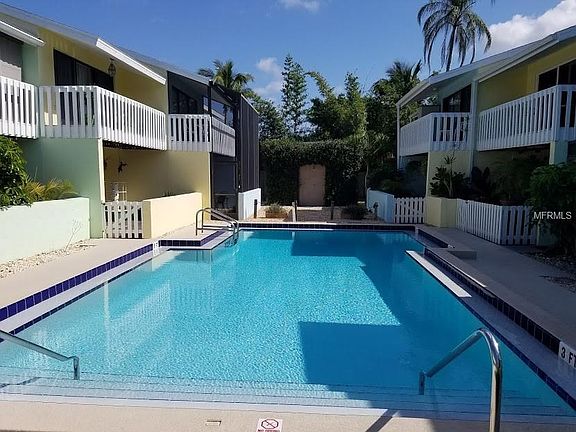 2nd image of 1751 Dawn St #304