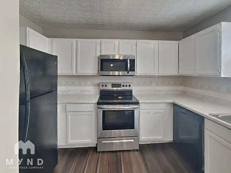 3108 Olympic Club Dr — Photo 10