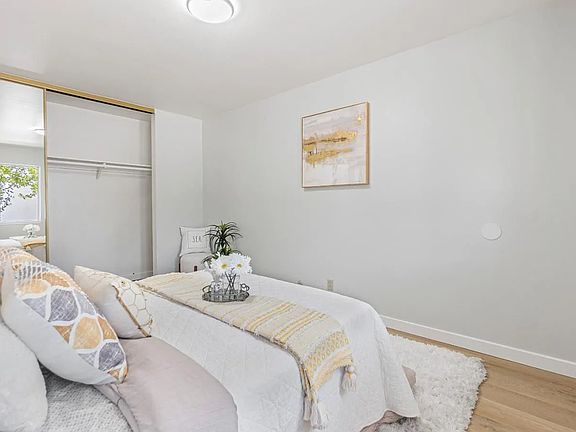 2nd image of 615 Gamma Ct APT B