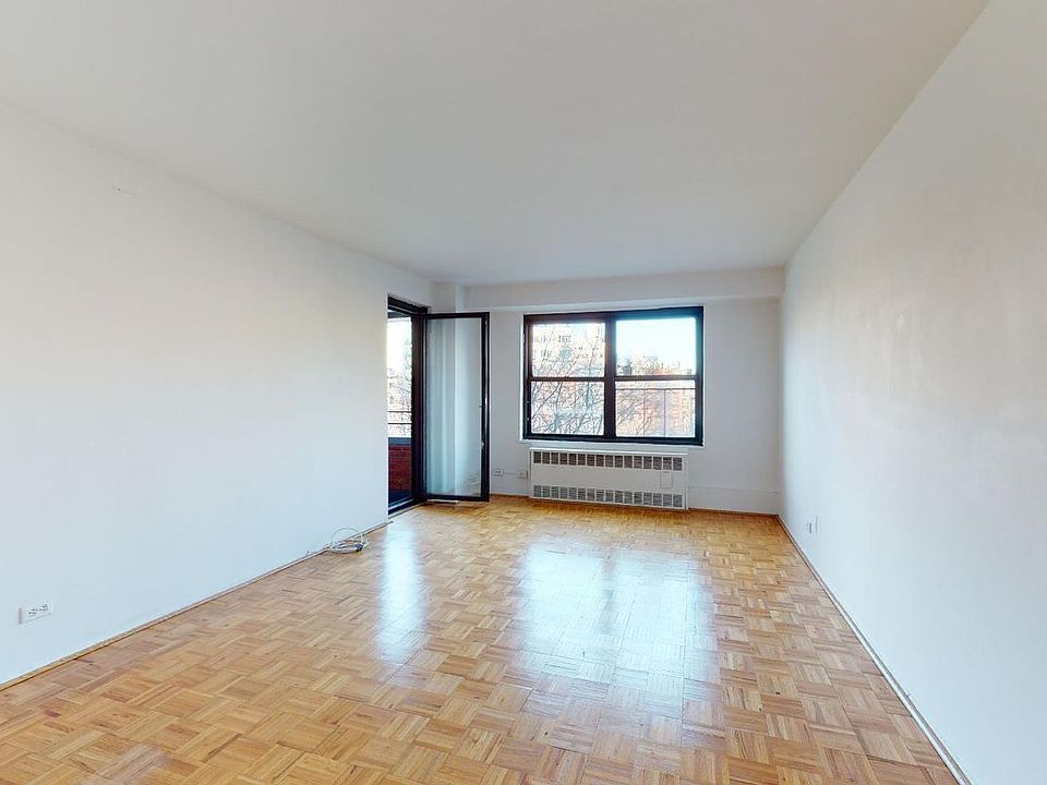 1st image of 385 Grand St APT L507