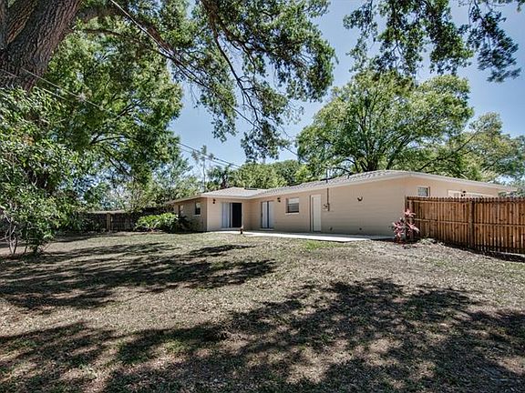 4th image of 1214 Robinswood Ct S