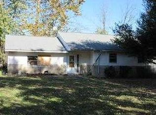 8805 Moore Rd, West Paducah, KY 42086