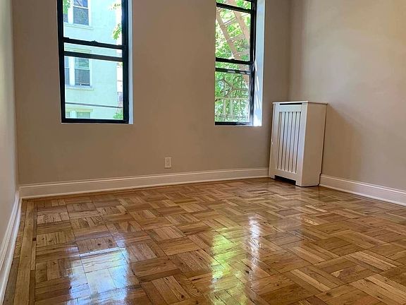 3rd image of 30-58 34th St #G1