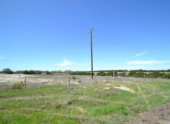 3rd image of 1470 County Road 323a