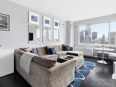 350 W 50th St APT 31D, New York, NY, 10019