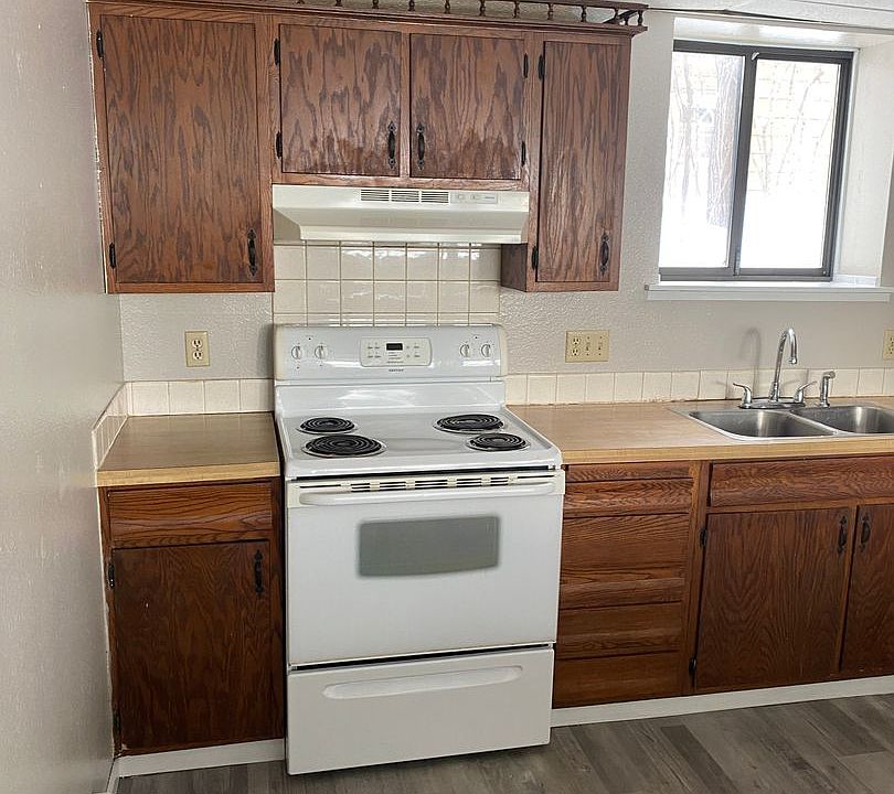 BP 911 4 Plex Apartments Jamestown, ND Zillow