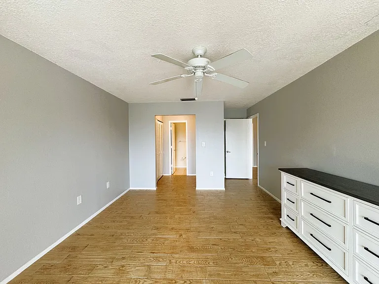 1400 Mineo Dr #10-B — Photo 22