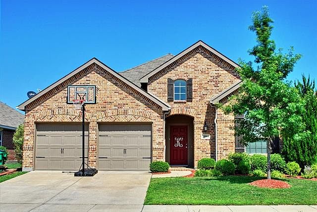 1st image of 906 Mangrove Dr