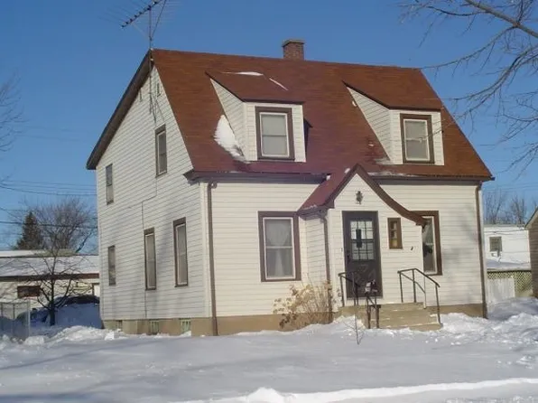3409 3rd Ave W, Hibbing, MN 55746