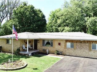 3844 Wildwood Dr, Indianapolis, IN
