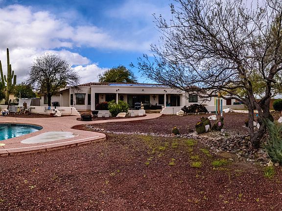 2nd image of 7580 N Sonoma Way