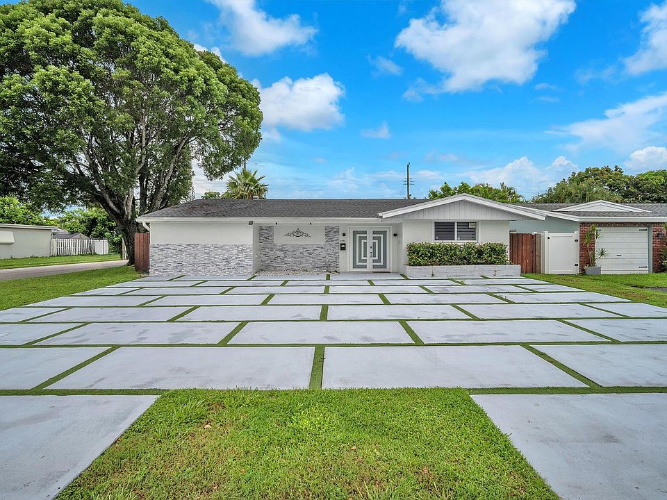 1st image of 7845 Tropicana Street