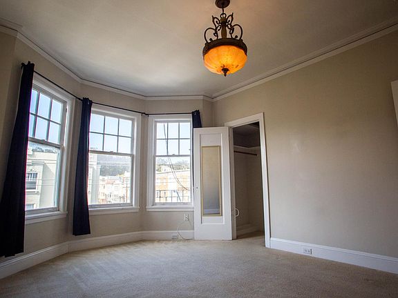 3rd image of 601 Lake St APT 7