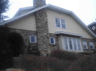 118 Corlies Ave, Poughkeepsie, NY 12601