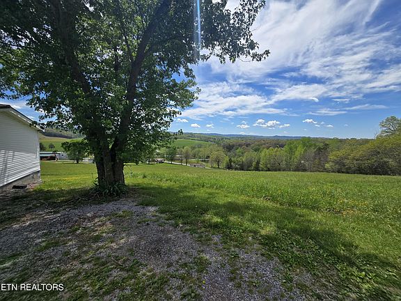 5th image of 401 Conley Hill Rd