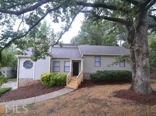 645 Applewood Ln, Marietta, GA 30064