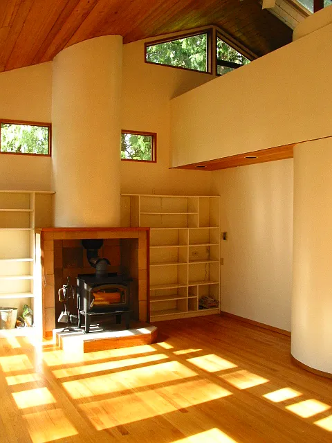 Building Photo - SE Issaquah Fall City Rd