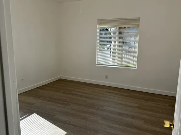 3433 42nd St, Sacramento, CA 95817