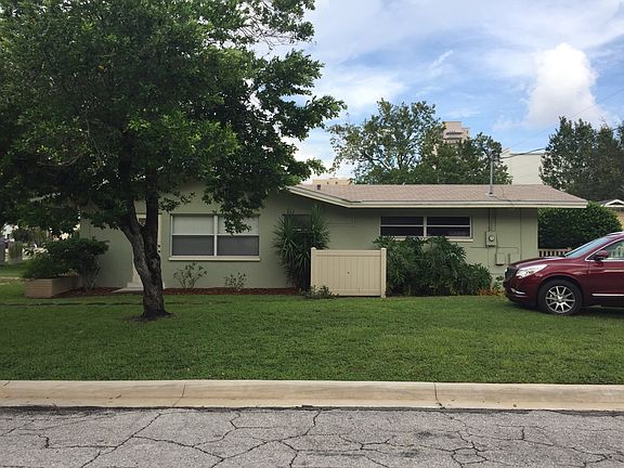 3rd image of 3108 El Prado Blvd