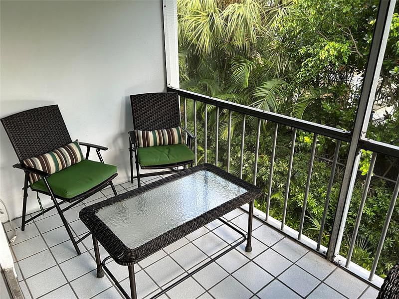 1st image of 2271 NE 68th St APT 2028