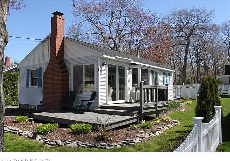 1st image of 7 Bartlett Ave
