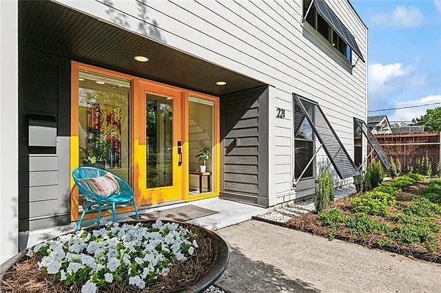 3 bed, 1822 sqft, $4,400 — Photo 1